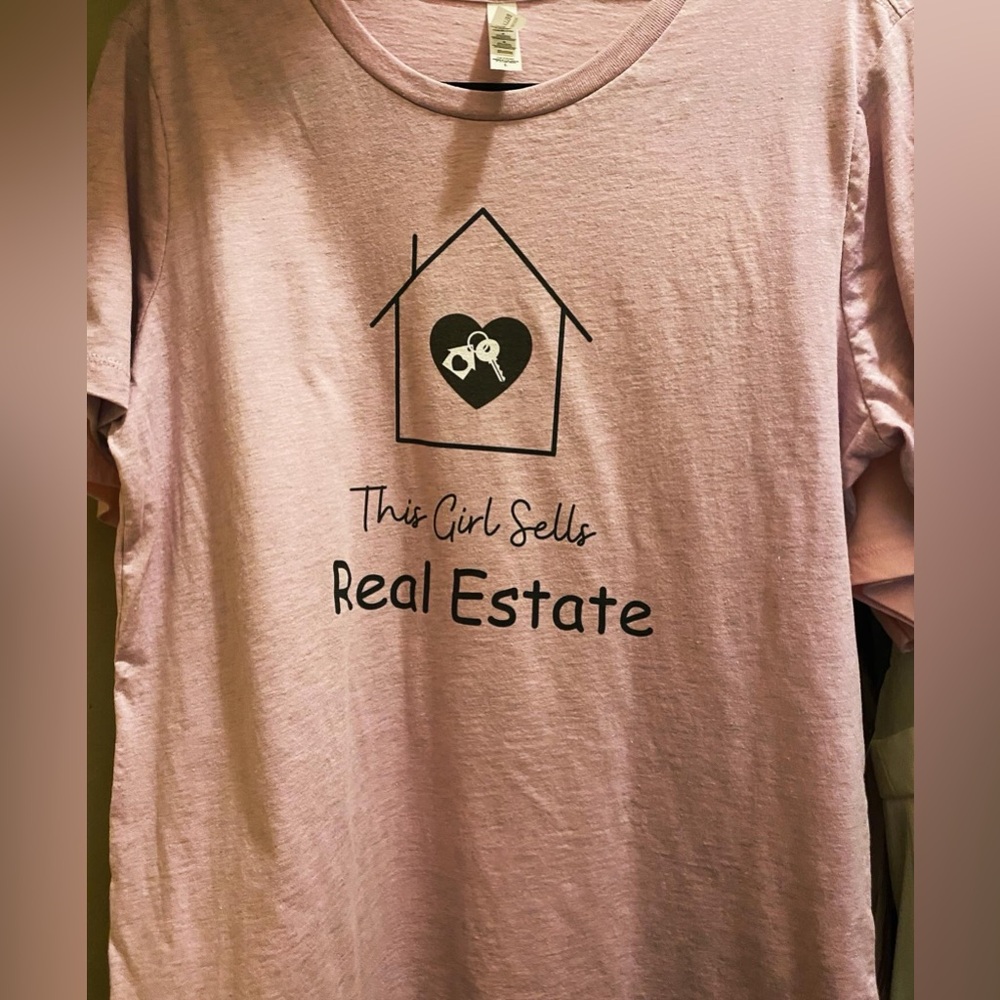 Large new with tags shirt for real estate agents